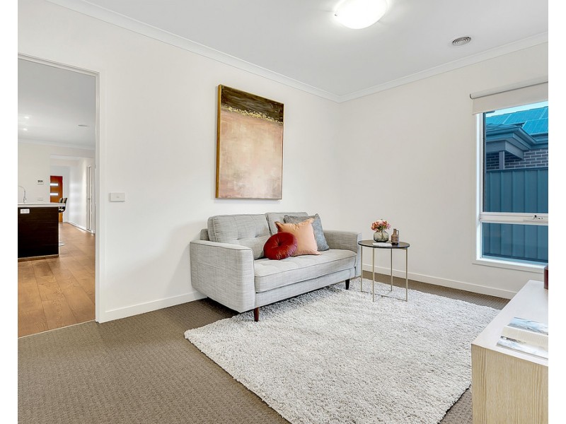 18 Bandicoot Road, Craigieburn VIC 3064