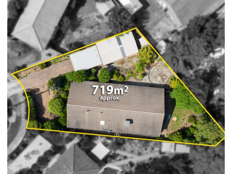 6 Perron Close, Craigieburn VIC 3064