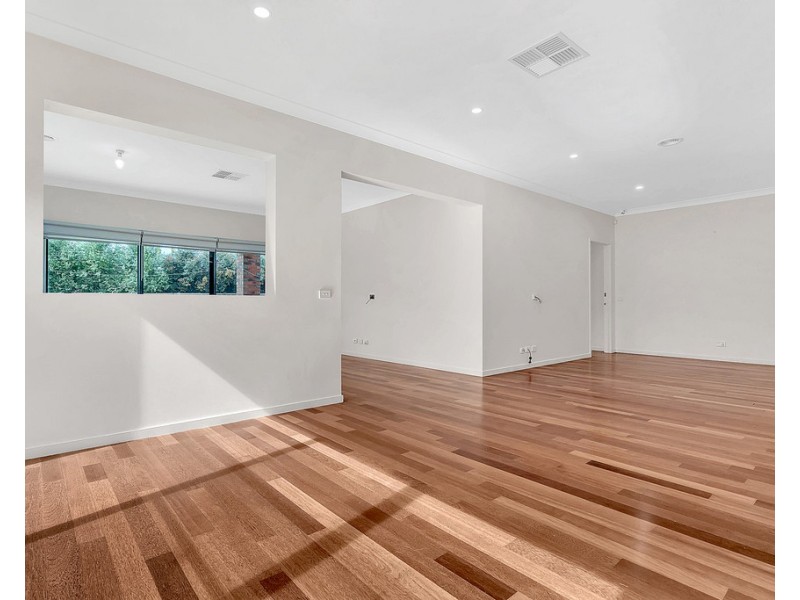 42 Canisby Way, Craigieburn VIC 3064