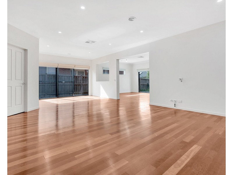 42 Canisby Way, Craigieburn VIC 3064