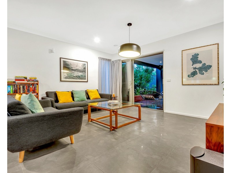 8 Riegelhuth Street, Craigieburn VIC 3064