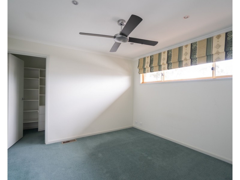 10 Benston Street, Craigieburn VIC 3064