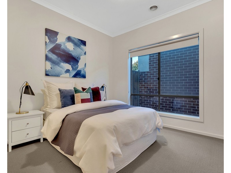 4 Acland Street, Craigieburn VIC 3064