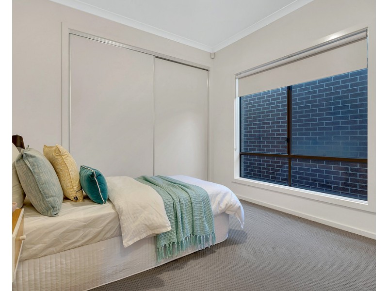 4 Acland Street, Craigieburn VIC 3064