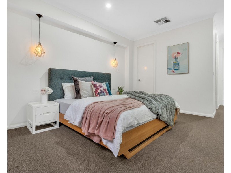 37 Bilby Street, Craigieburn VIC 3064