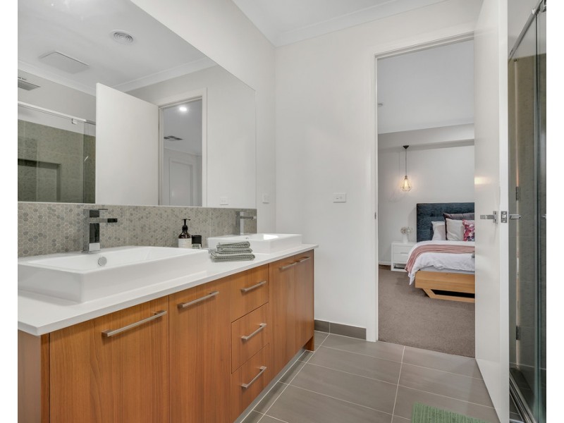 37 Bilby Street, Craigieburn VIC 3064