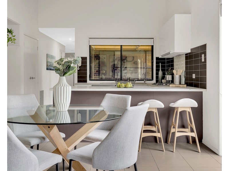 6/2-10 Creekwood Drive, Craigieburn VIC 3064