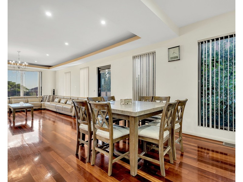 14 Excelsior Heights, Craigieburn VIC 3064