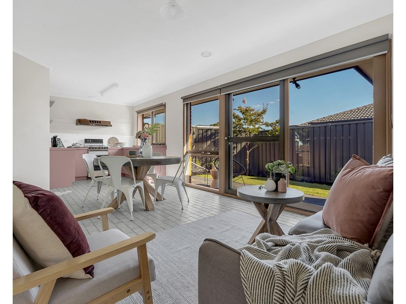 55 Dorchester Street, Craigieburn VIC 3064