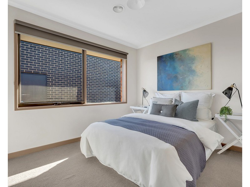 55 Dorchester Street, Craigieburn VIC 3064