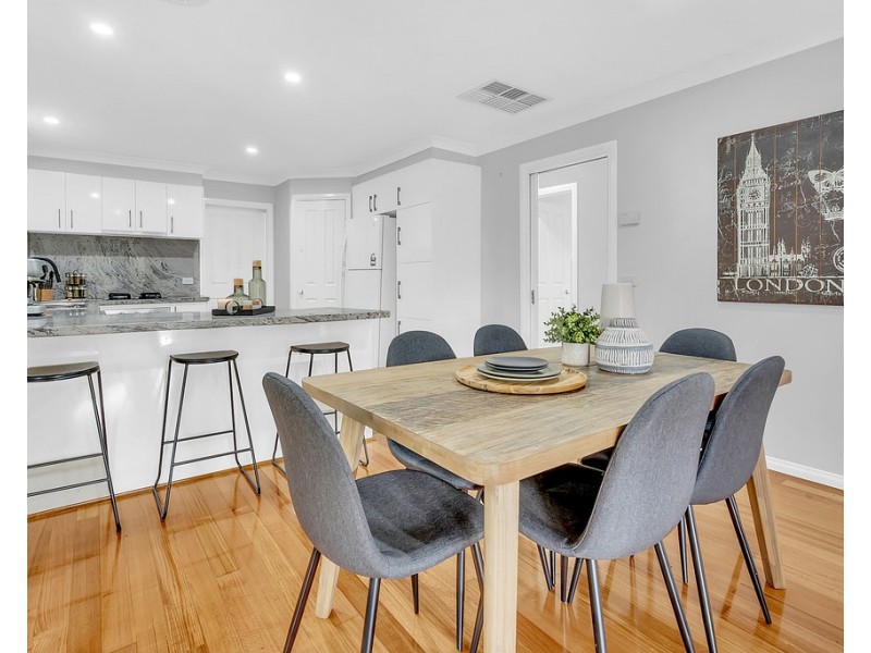 28 Exmouth Road, Craigieburn VIC 3064