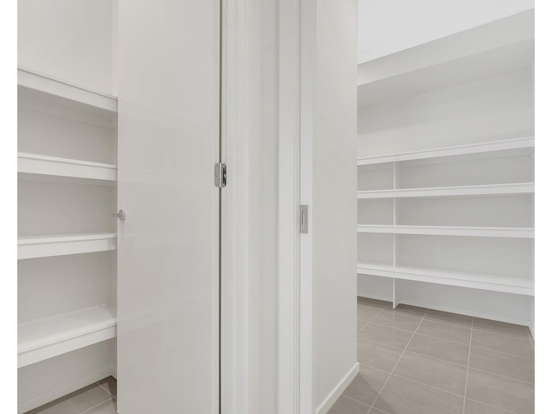 14 Oresund Street, Craigieburn VIC 3064