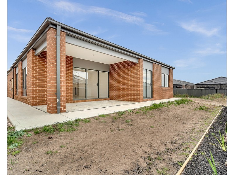 20 Oresund Street, Craigieburn VIC 3064