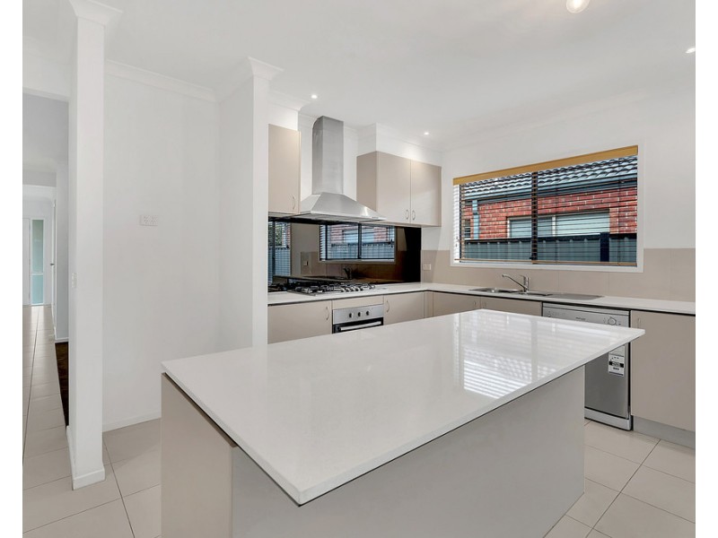 10 Eminence Way, Craigieburn VIC 3064
