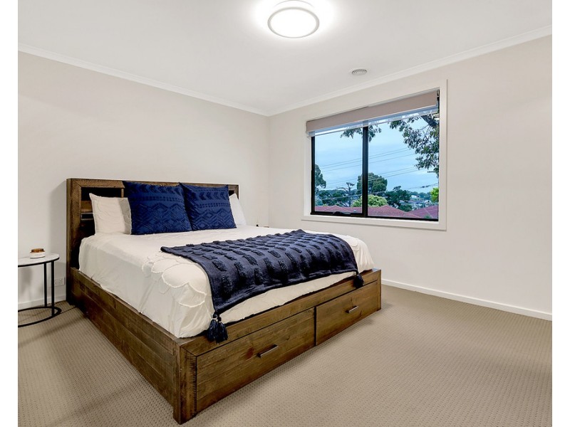 11 Erinbank Crescent, Westmeadows VIC 3049