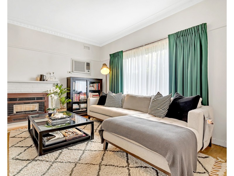 25 Barbara Street, Hadfield VIC 3046