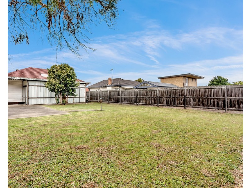 25 Barbara Street, Hadfield VIC 3046