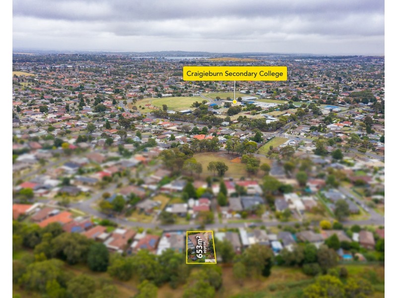 21 Mitford Crescent, Craigieburn VIC 3064
