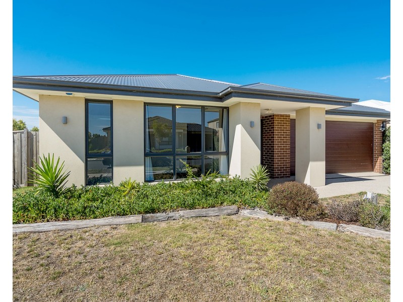 1 Hickory Road, Mickleham VIC 3064