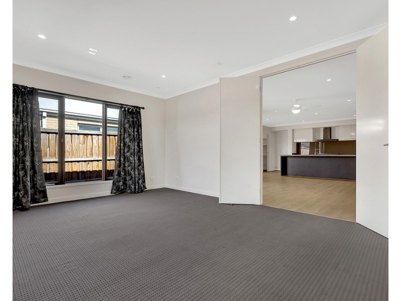 1 Hickory Road, Mickleham VIC 3064