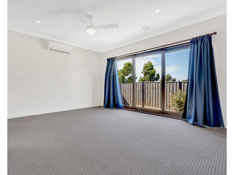 1 Hickory Road, Mickleham VIC 3064