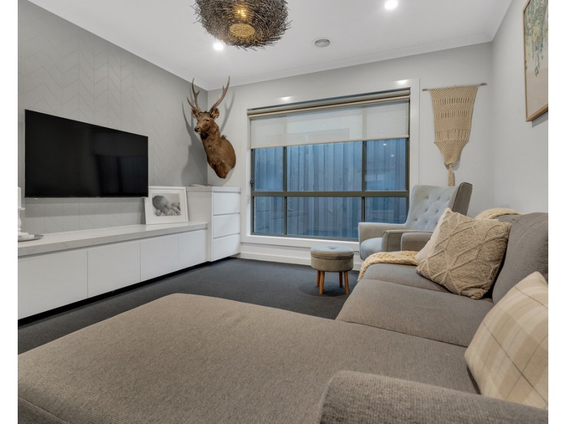 12 Buttercup Drive, Greenvale VIC 3059