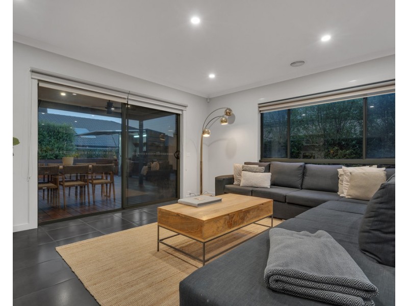 12 Buttercup Drive, Greenvale VIC 3059