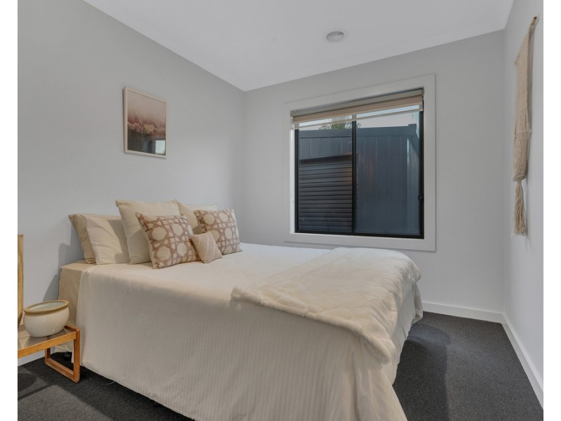 12 Buttercup Drive, Greenvale VIC 3059