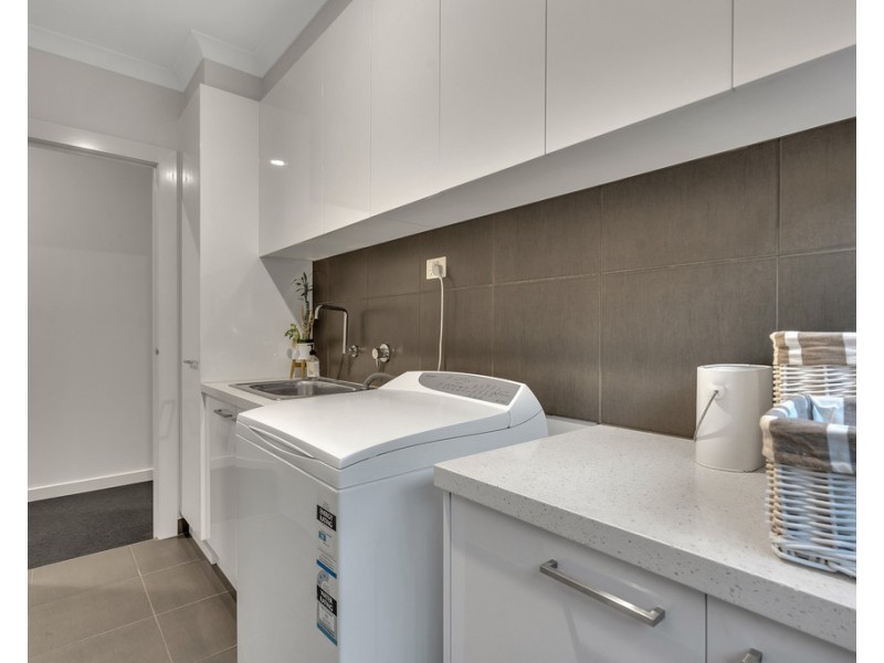 12 Buttercup Drive, Greenvale VIC 3059