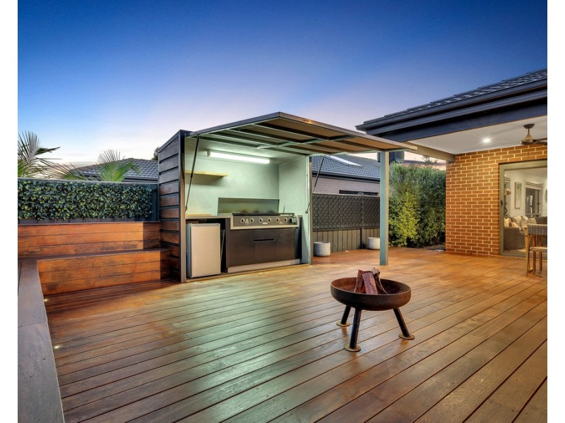 12 Buttercup Drive, Greenvale VIC 3059