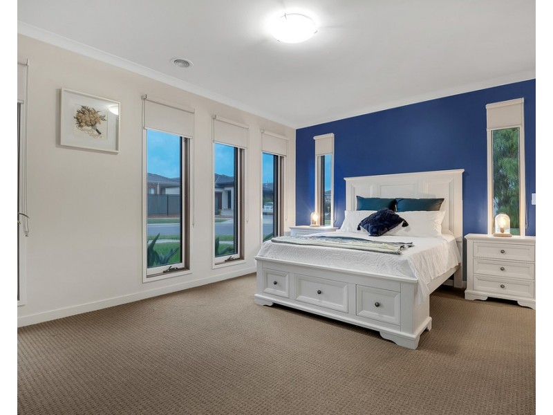 11 Riberry Street, Craigieburn VIC 3064