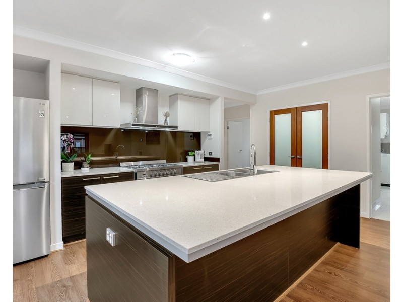 11 Riberry Street, Craigieburn VIC 3064