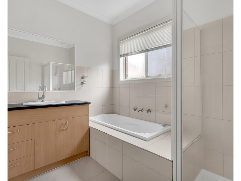 34 Fawkner Lane, Craigieburn VIC 3064