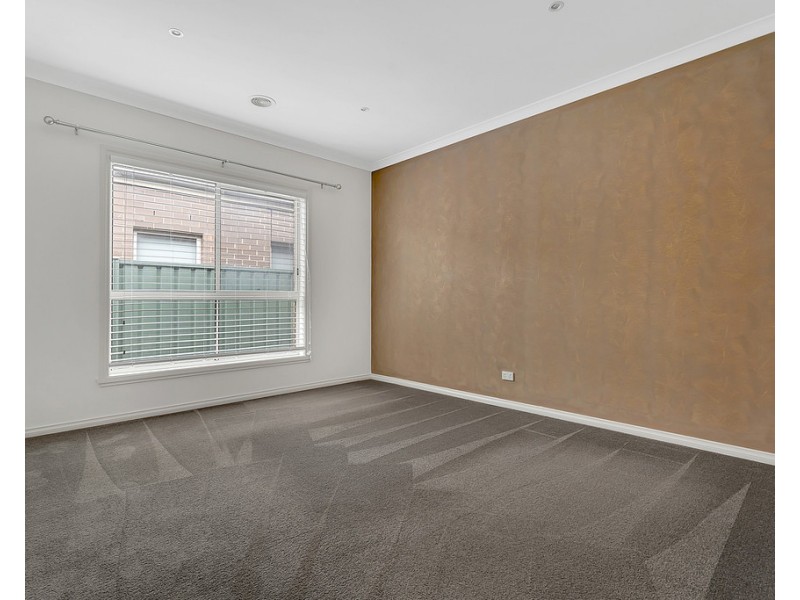 34 Fawkner Lane, Craigieburn VIC 3064