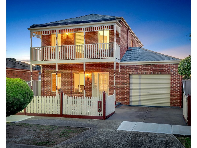 16 Jacaranda Place, Craigieburn VIC 3064