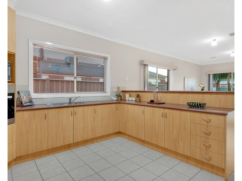 16 Jacaranda Place, Craigieburn VIC 3064