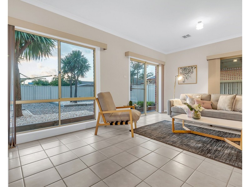 16 Jacaranda Place, Craigieburn VIC 3064