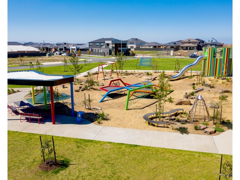 11 Seafarers Crescent, Greenvale VIC 3059