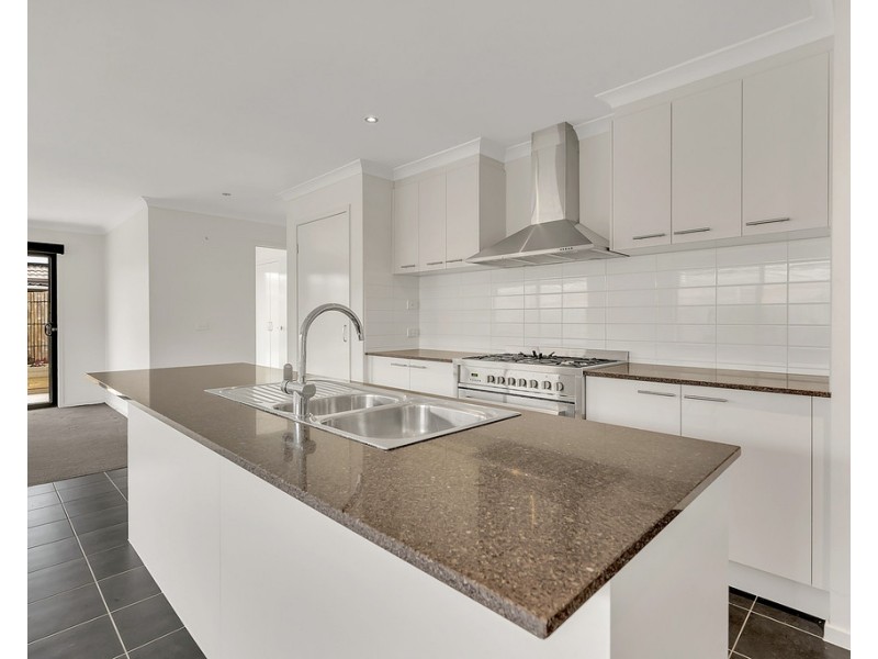 20 Dianella Avenue, Kalkallo VIC 3064