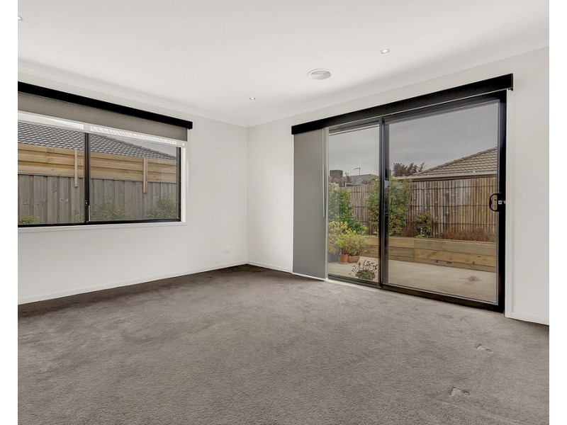 20 Dianella Avenue, Kalkallo VIC 3064