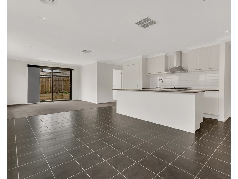 20 Dianella Avenue, Kalkallo VIC 3064