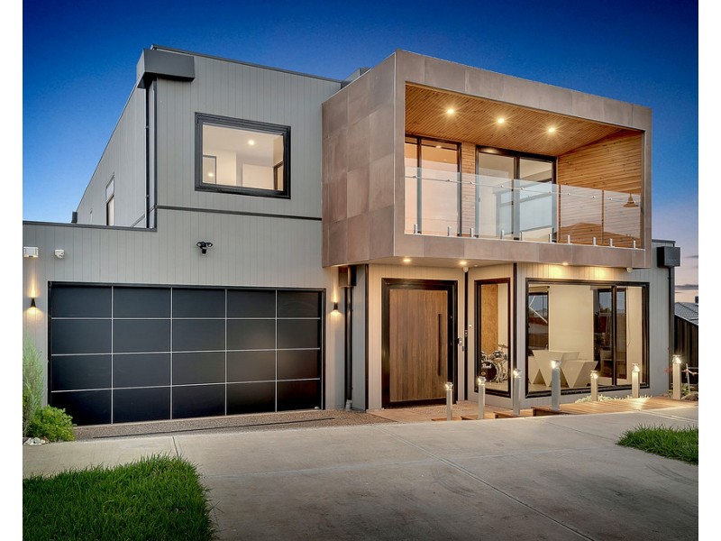 55 Charteris Drive, Craigieburn VIC 3064