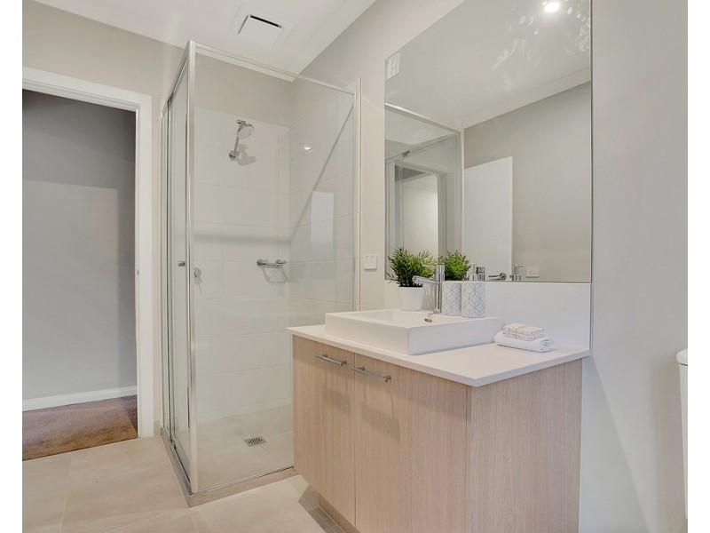 15 Laurina Street, Kalkallo VIC 3064