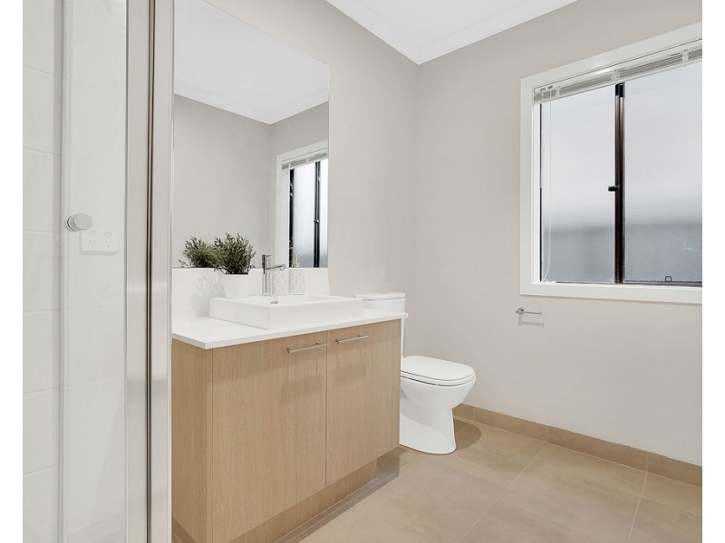 15 Laurina Street, Kalkallo VIC 3064