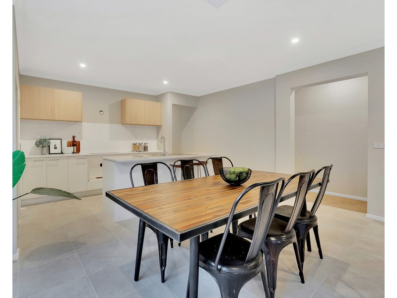 15 Laurina Street, Kalkallo VIC 3064