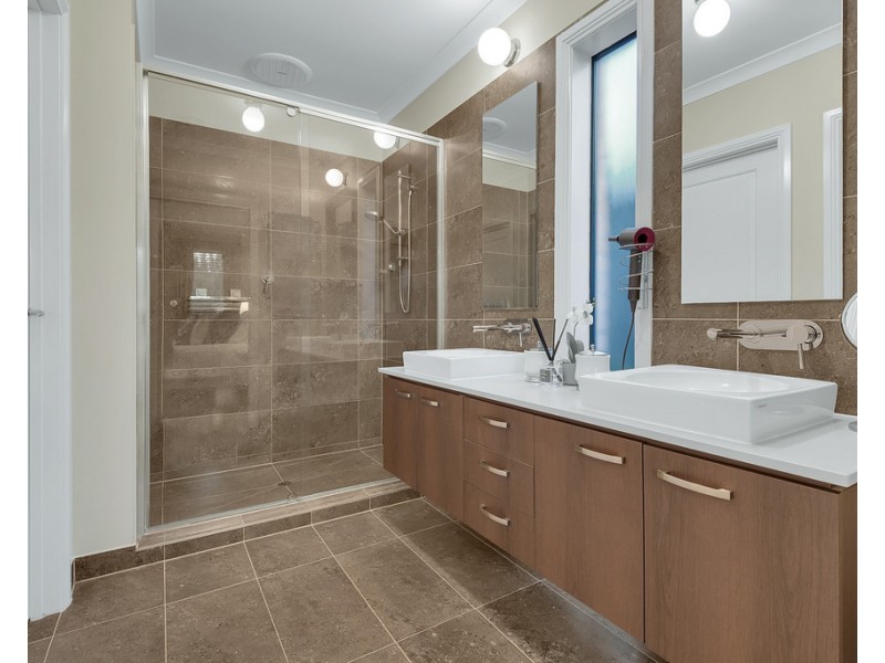 57 Trillium Boulevard, Mickleham VIC 3064