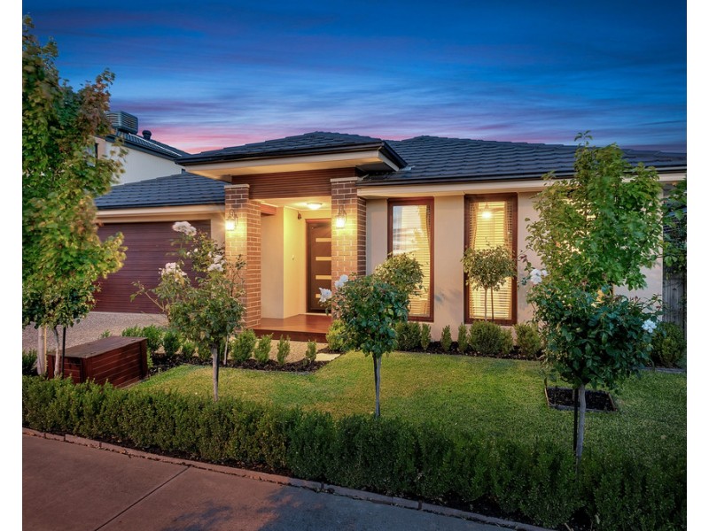 57 Trillium Boulevard, Mickleham VIC 3064