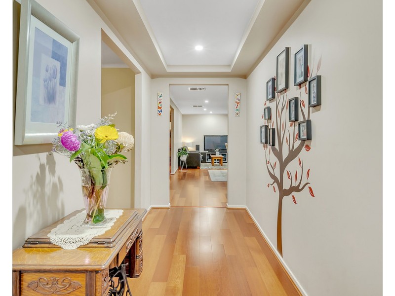 99 Hamilton Hume Parade, Craigieburn VIC 3064
