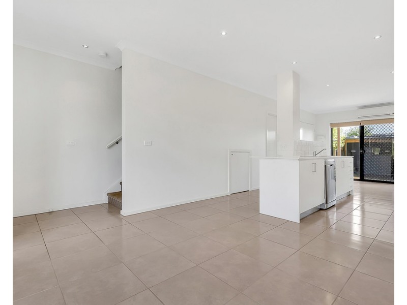 86 Baronial Way, Craigieburn VIC 3064