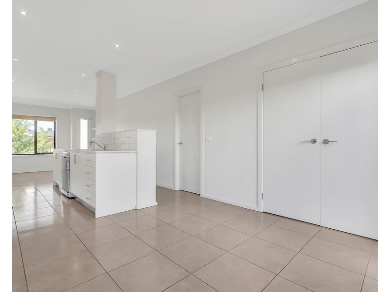 86 Baronial Way, Craigieburn VIC 3064